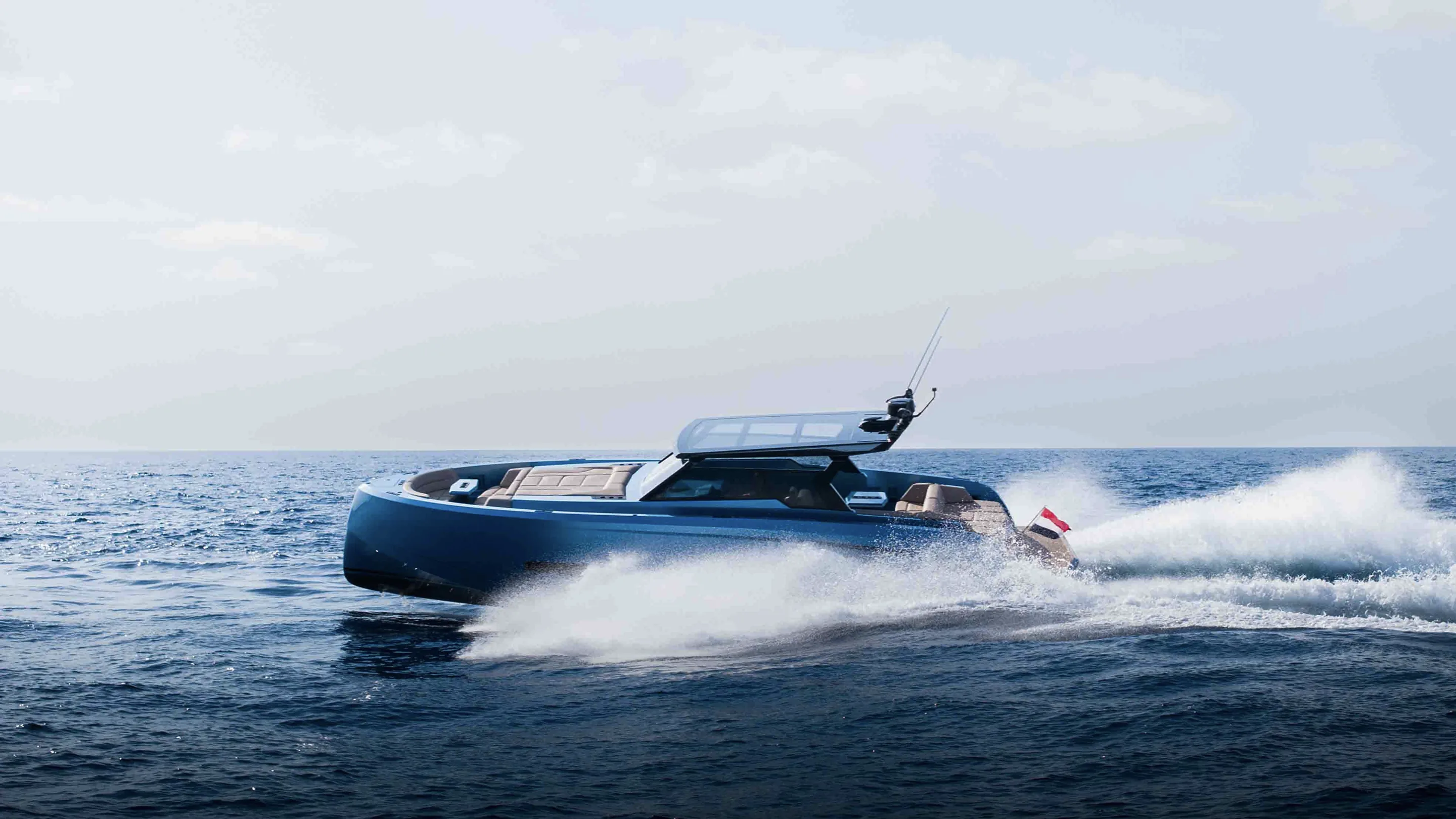 VANQUISH - VQ フィットネス Born to perform | Vanquish Yachts