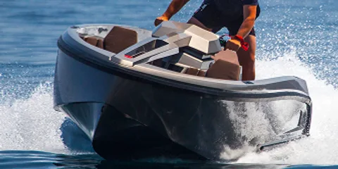 VQ16 tender | The thrill ride that follows you